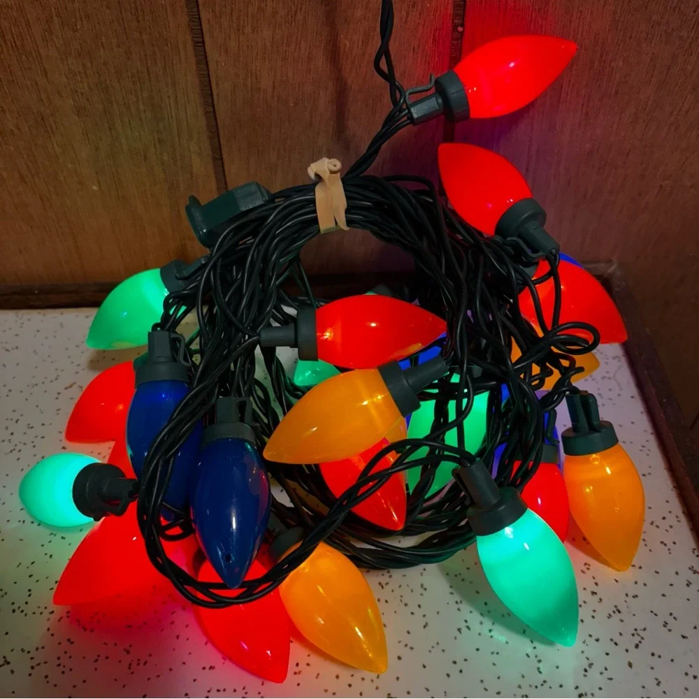 Vintage Christmas Holiday Light String of 25 Ct Lights 24-25' Many Colors